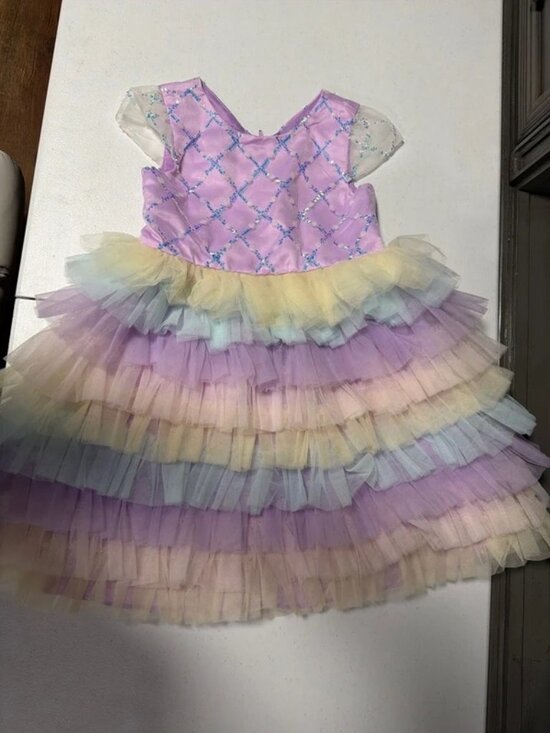 Rare Editions Other - Little girls adorable sequin tulle dress